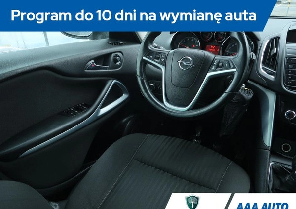 Opel Zafira cena 36000 przebieg: 177856, rok produkcji 2011 z Nieszawa małe 137